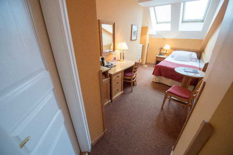 Hotell Rott 4*